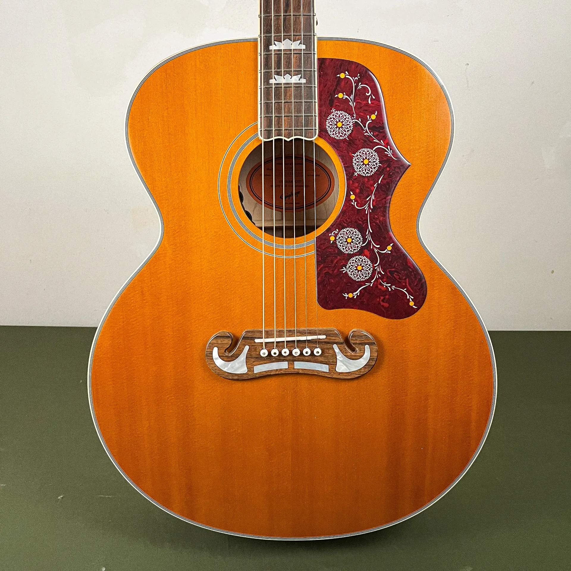 Epiphone J-200 Aged Antique Natural Used