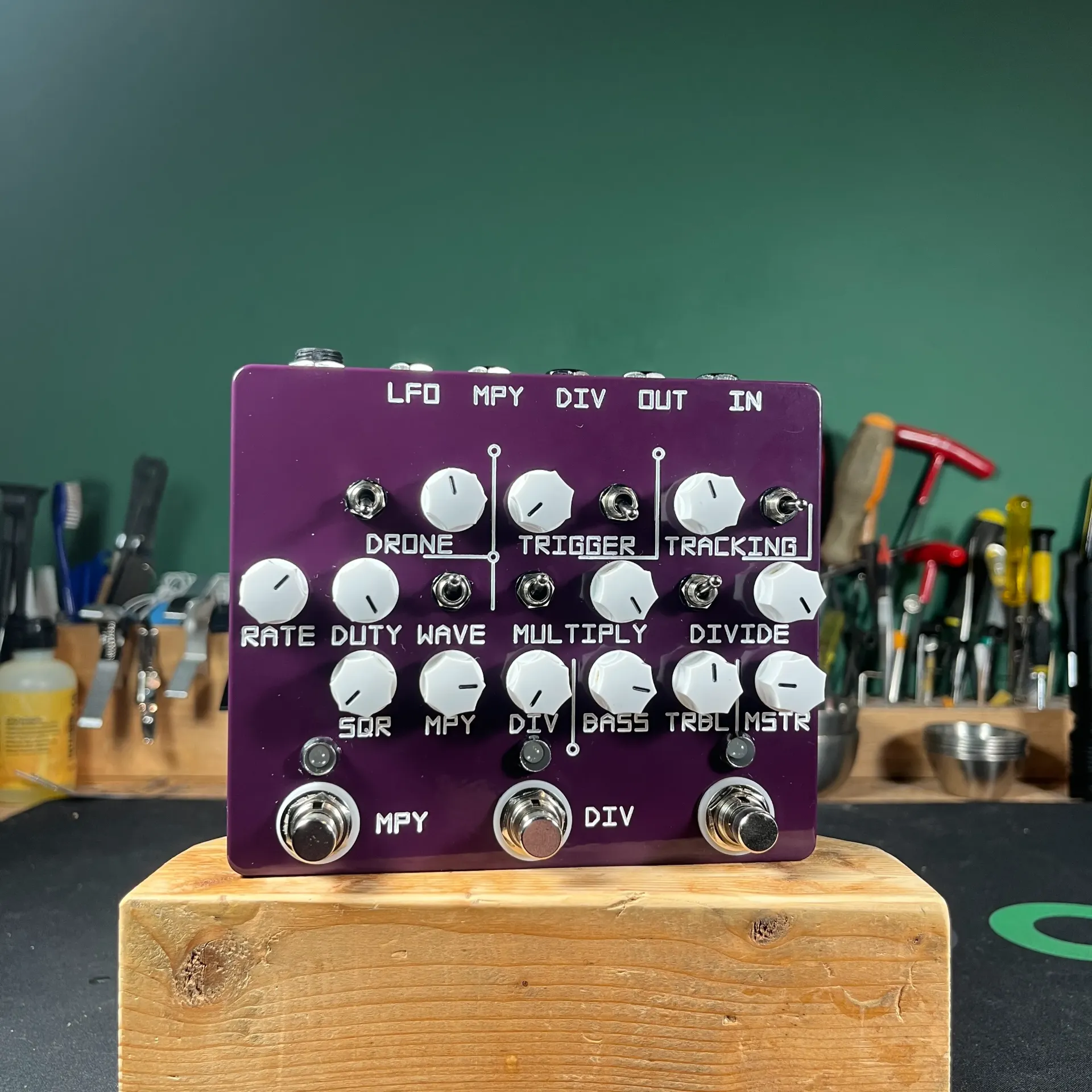 [PURPLlPurple] mtl.asm PURPLL Dark Purple phase-locked loop (RAL 4007