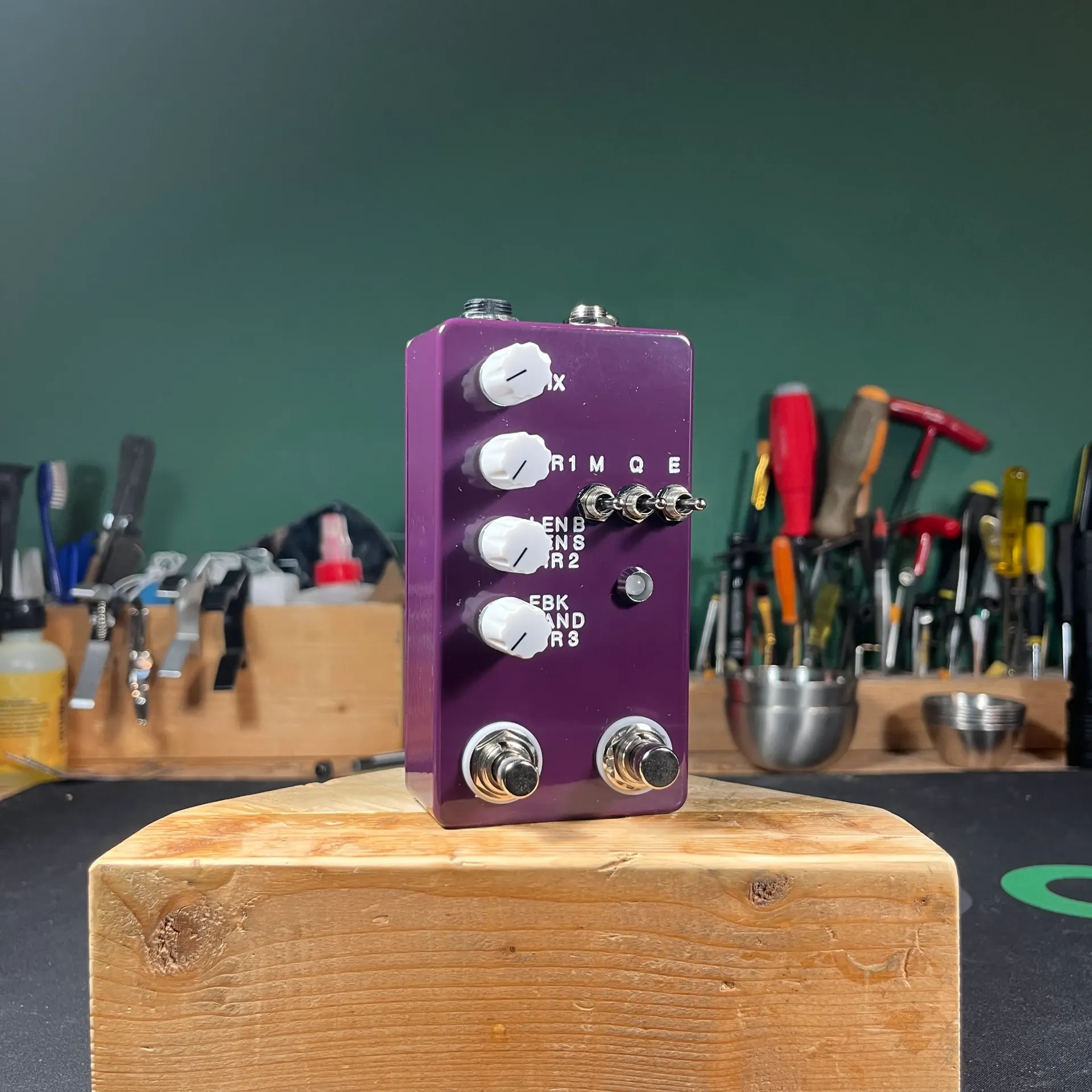 mtl.asm Count to 5 Dark Purple Delay/Sampler