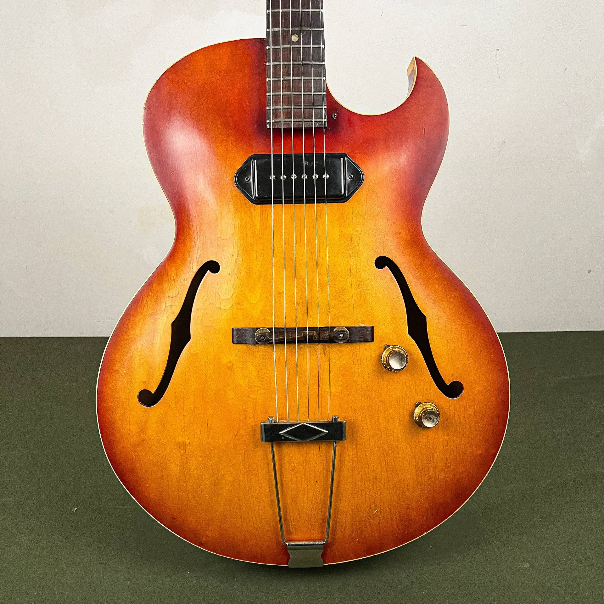 Gibson ES125TC Cherry Sunburst 1961