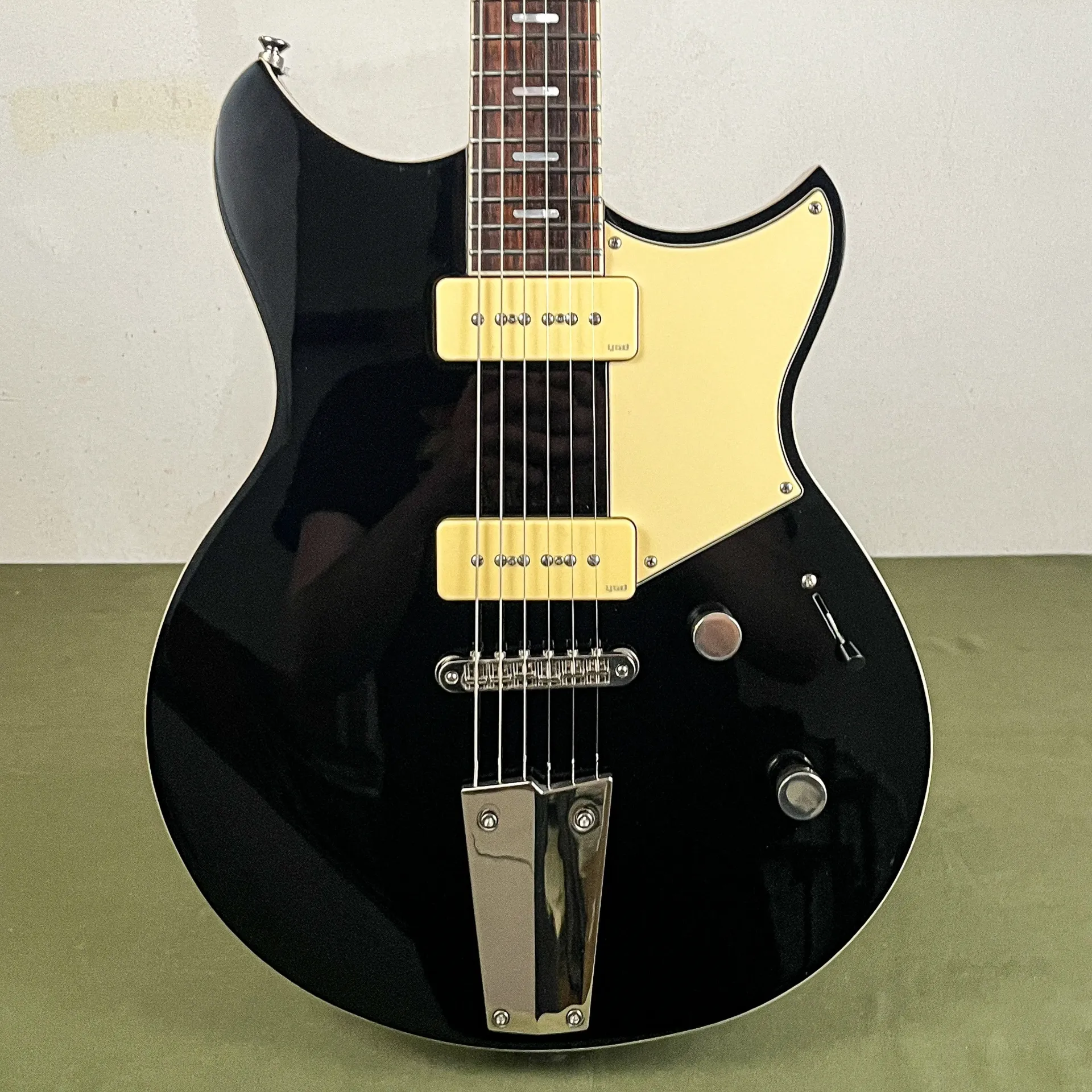 [RSS02T] Yamaha Revstar RSS02T Black Used