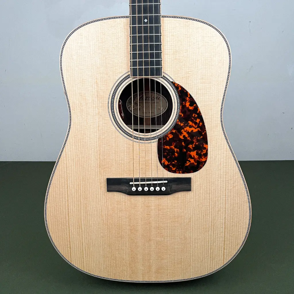 [LAD40RE2] Larrivée D40RE Dreadnought Sitka Rosewood