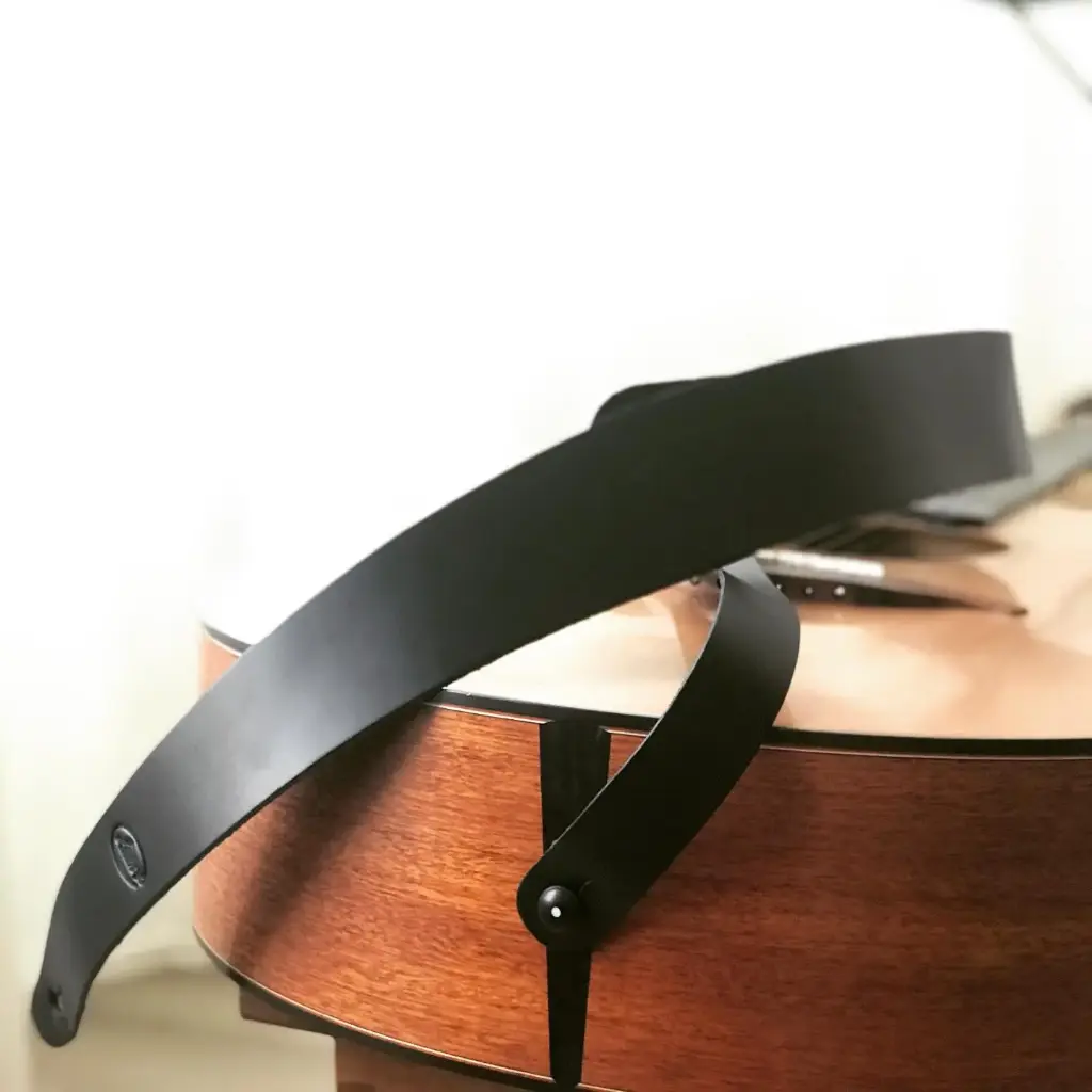 Liam's Strap STD Black
