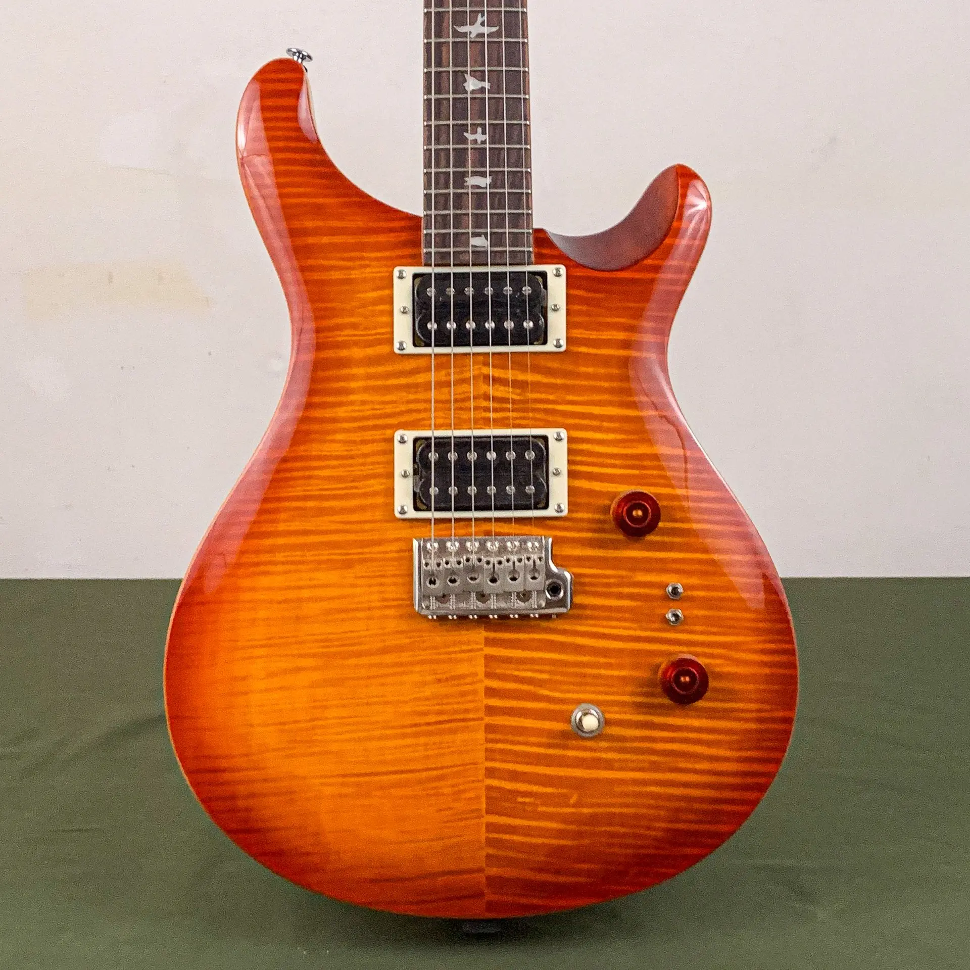 https://www.thestring.nl/web/image/product.product/351/image_1920/