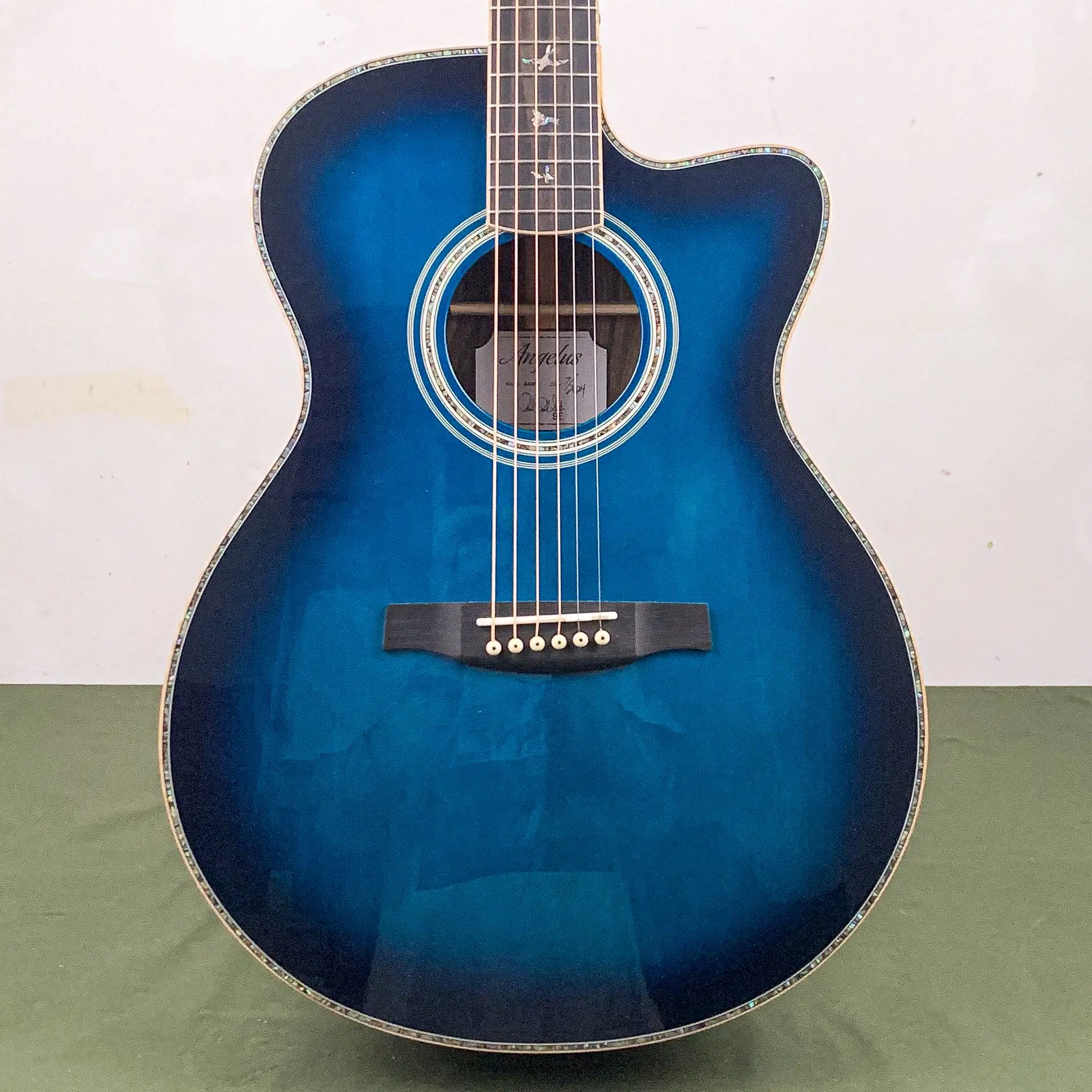https://www.thestring.nl/web/image/product.product/387/image_1920/