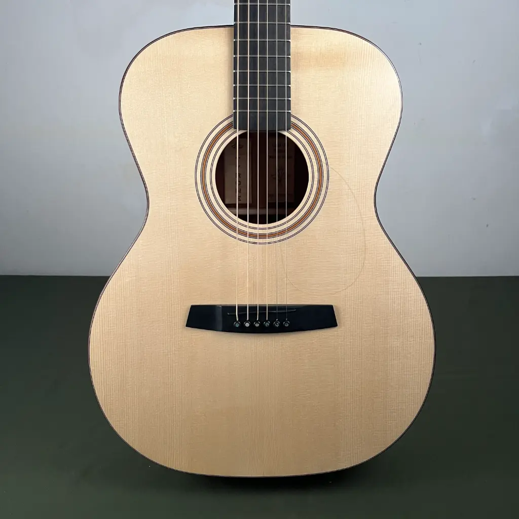 Tyrone Gold OM Paduk Gloss Top