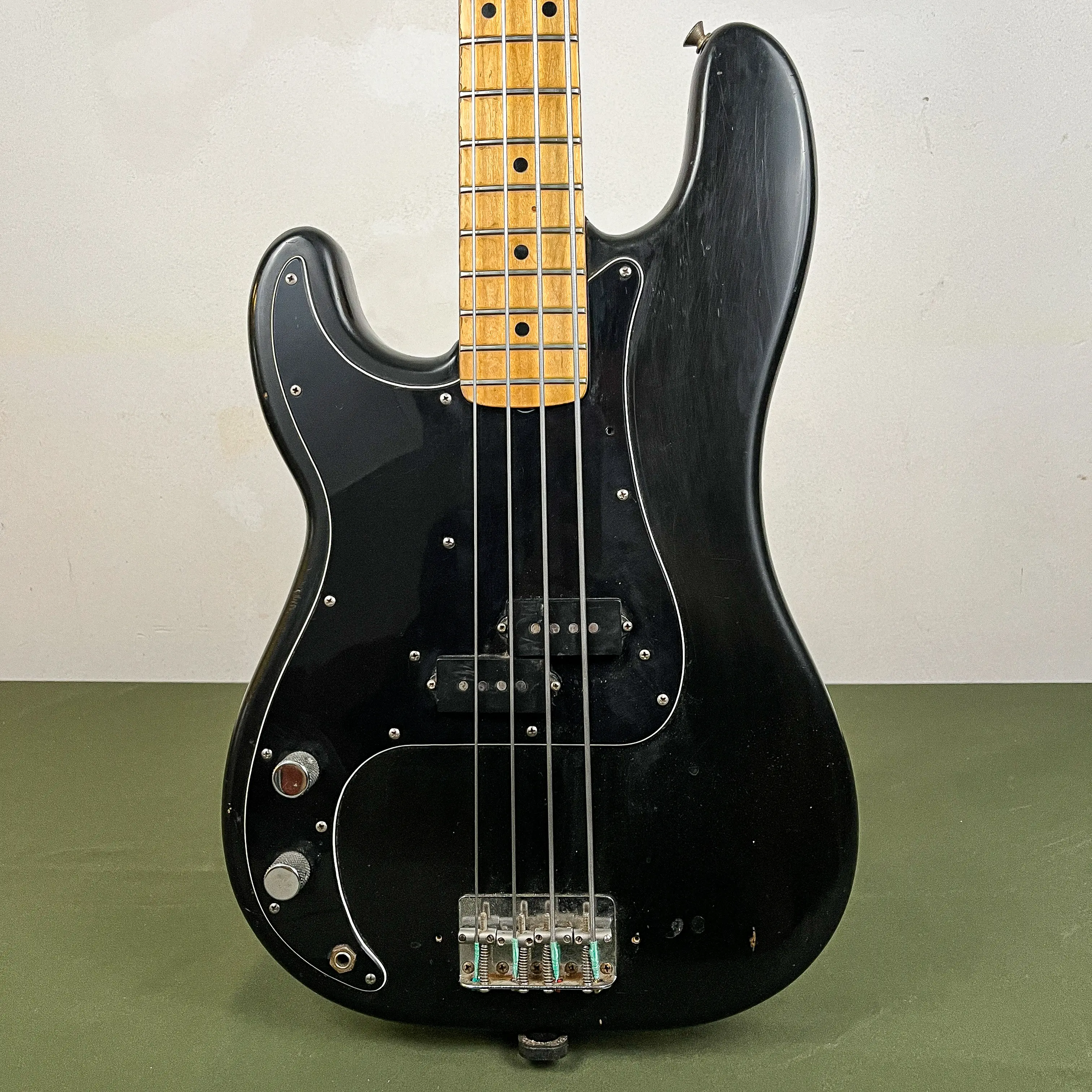 https://www.thestring.nl/web/image/product.product/712/image_1920/