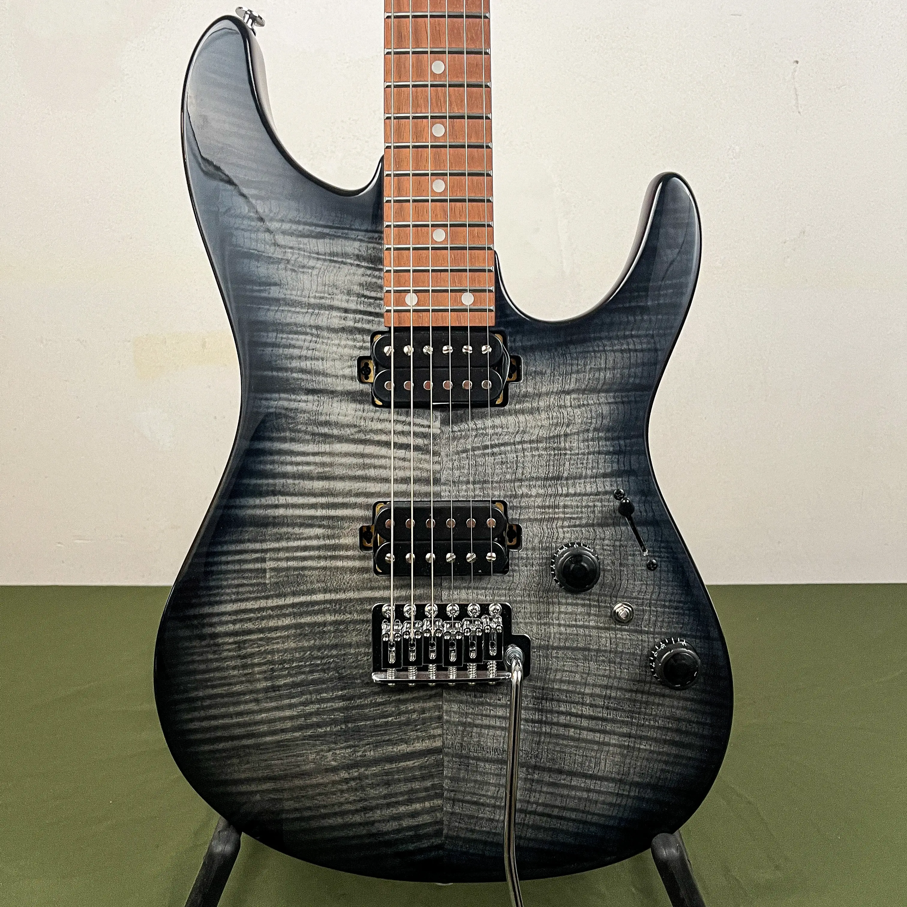 https://www.thestring.nl/web/image/product.product/752/image_1920/