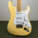 Fender FSR Stratocaster 'Thin-Skin' Nitro USA Stratocaster Vintage White 2010
