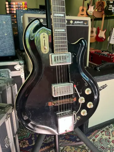 [C2385] Supro Guitar Coronado 1963/1965