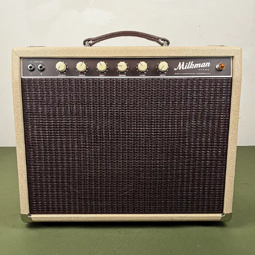 [MILKMANHALFPINT] Milkman 5 Watt Half Pint Cream Celestion Greenback