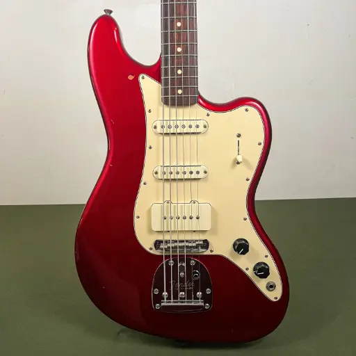 [MX13364380] Fender Pawn Shop Bass VI Candy Apple Red 2013